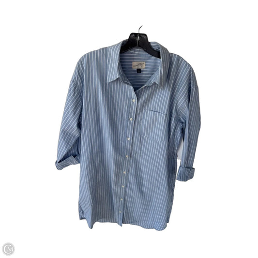 Dress Casual Short By Universal Thread In Blue & White, Size: M