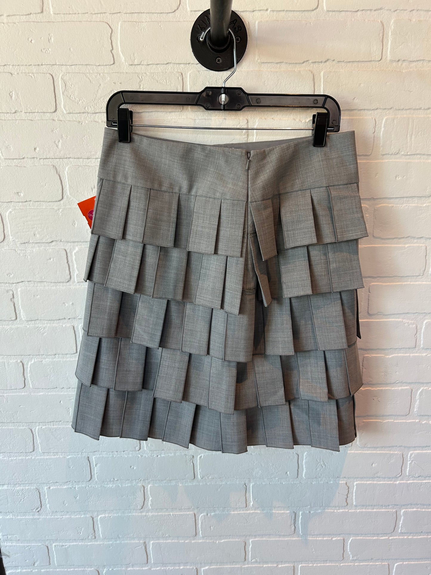 Skirt Mini & Short By Etcetra In Grey, Size: 7.5