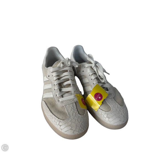 Shoes Sneakers By Adidas In Cream, Size: 9