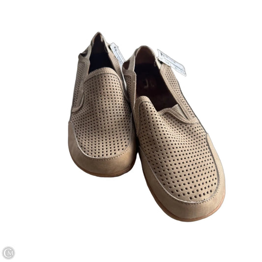 Shoes Flats By Boc In Tan, Size: 10