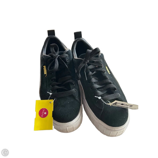 Shoes Sneakers By Puma In Black & White, Size: 7