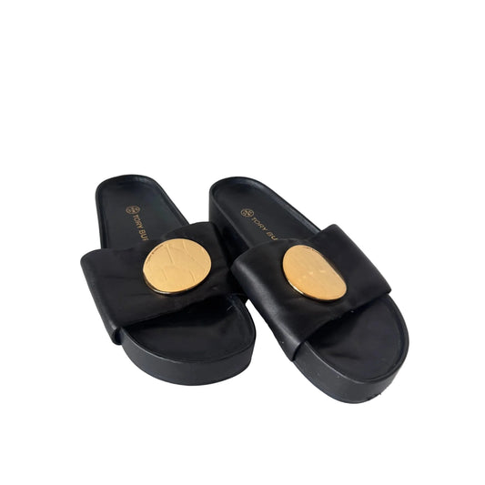 Sandals Designer By Tory Burch In Black & Gold, Size: 6.5