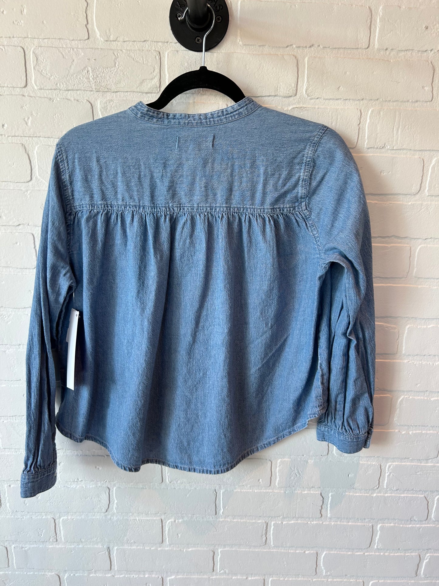 Top Long Sleeve By Madewell In Blue Denim, Size: M