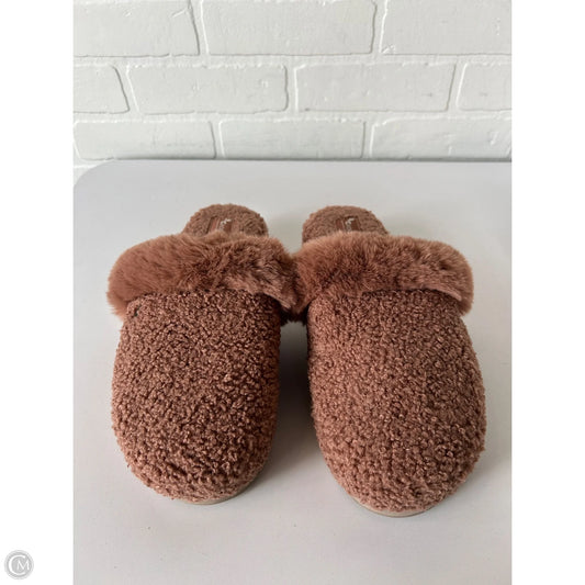 Slippers By Koolaburra By Ugg In Brown Size 9