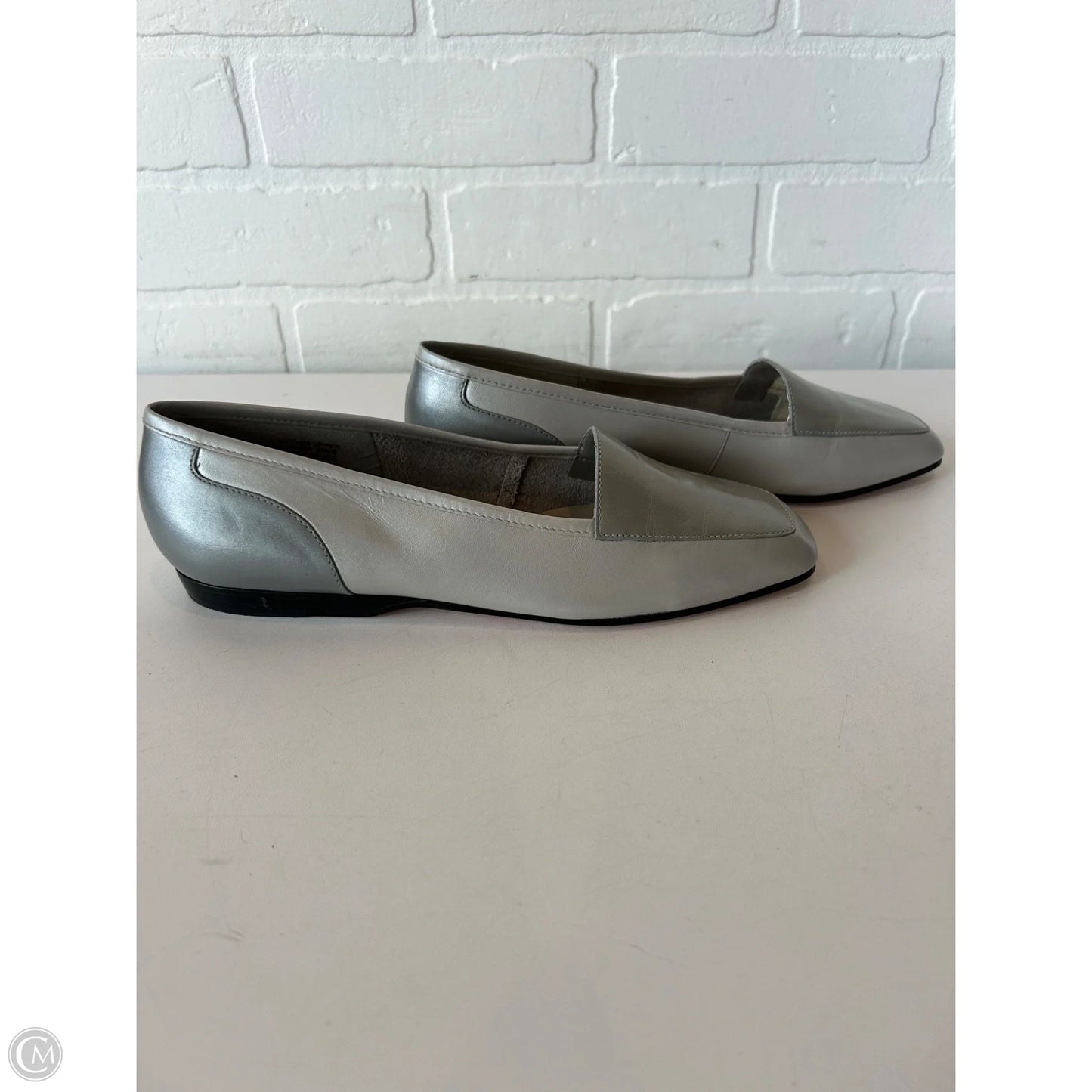 Shoes Flats By Enzo Angiolini In Grey, Size: 7