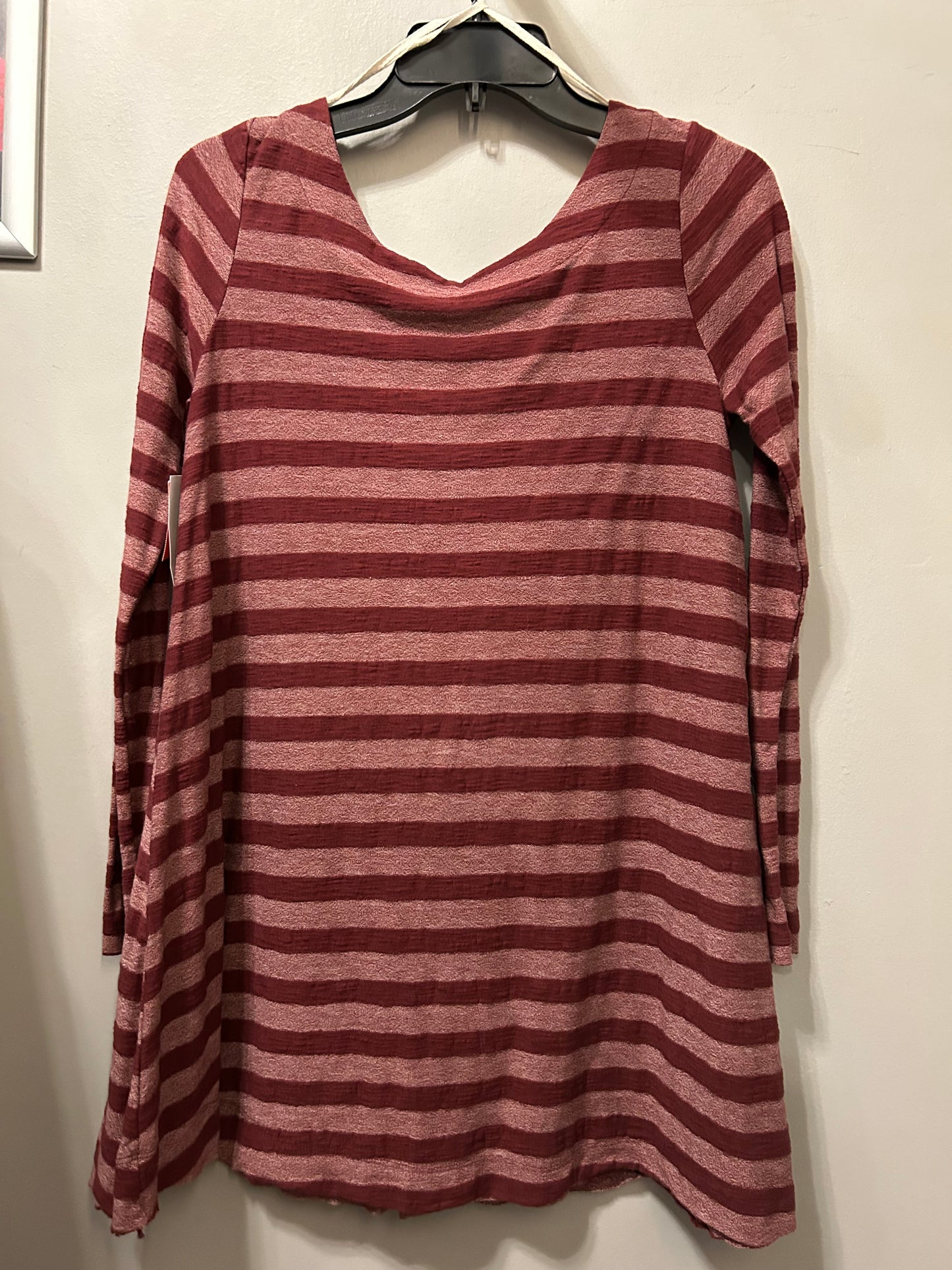 Top Long Sleeve By Free People In Red, Size: S