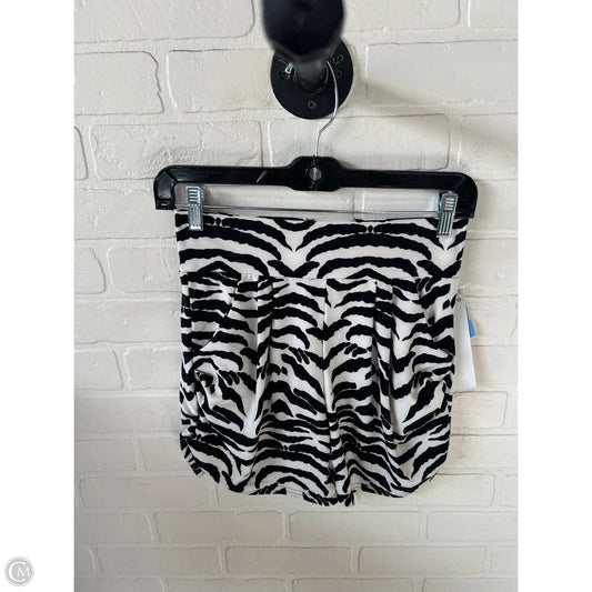 Athletic Shorts By Cme In Black & White, Size: 4