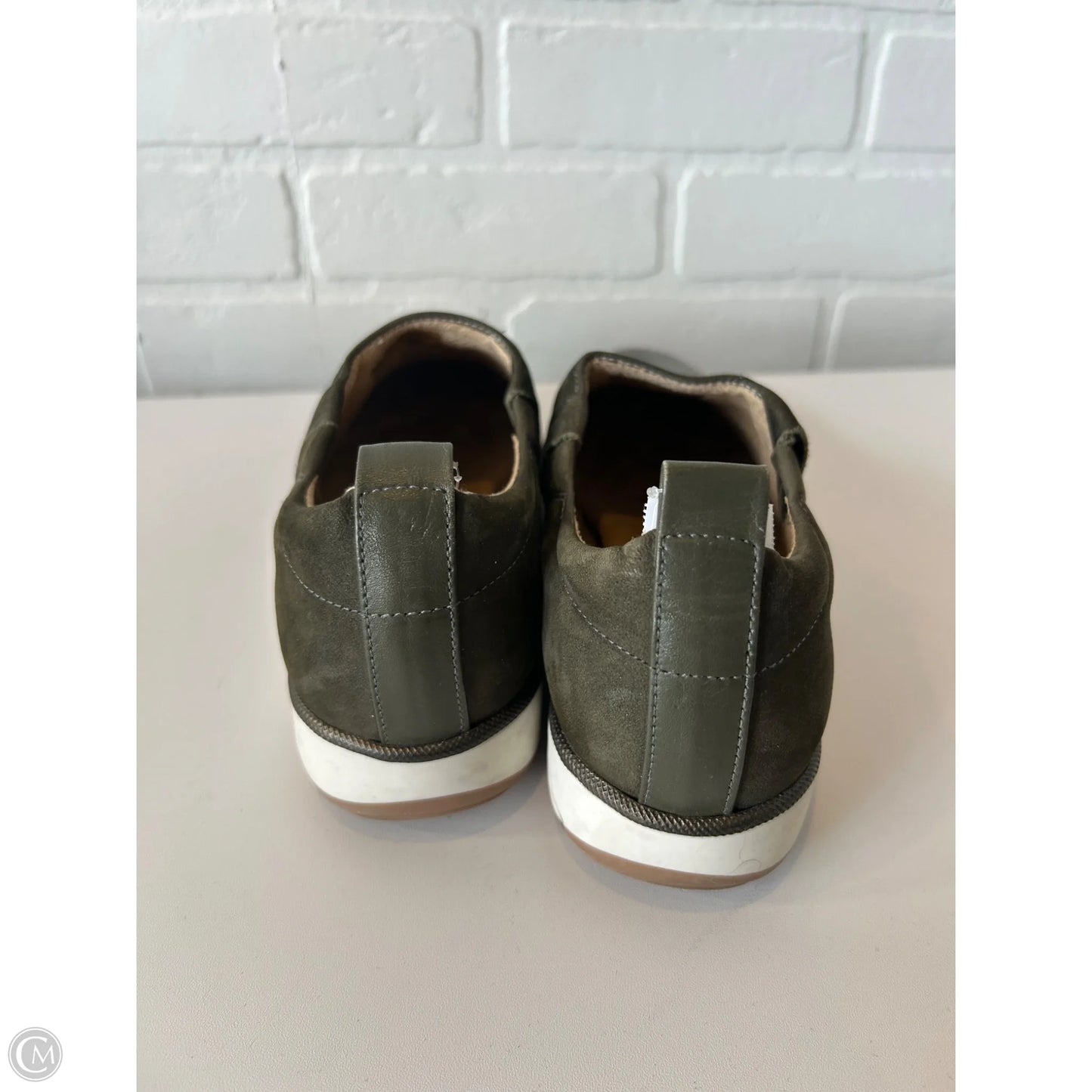 Shoes Flats By Clothes Mentor In Green, Size: 8