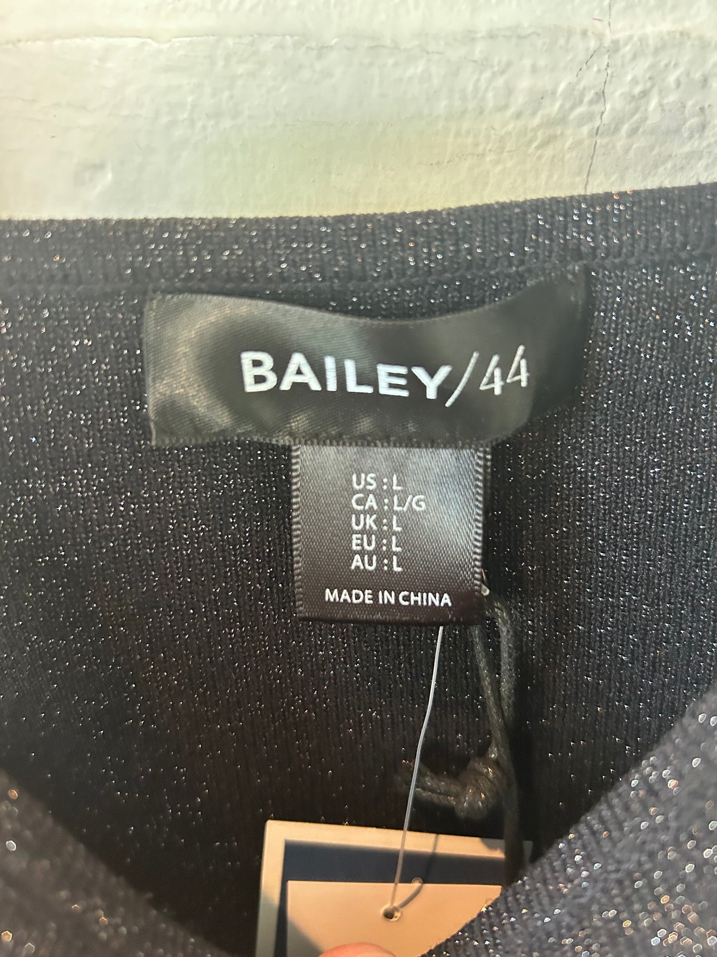 Top Sleeveless By Bailey 44 In Black, Size: L