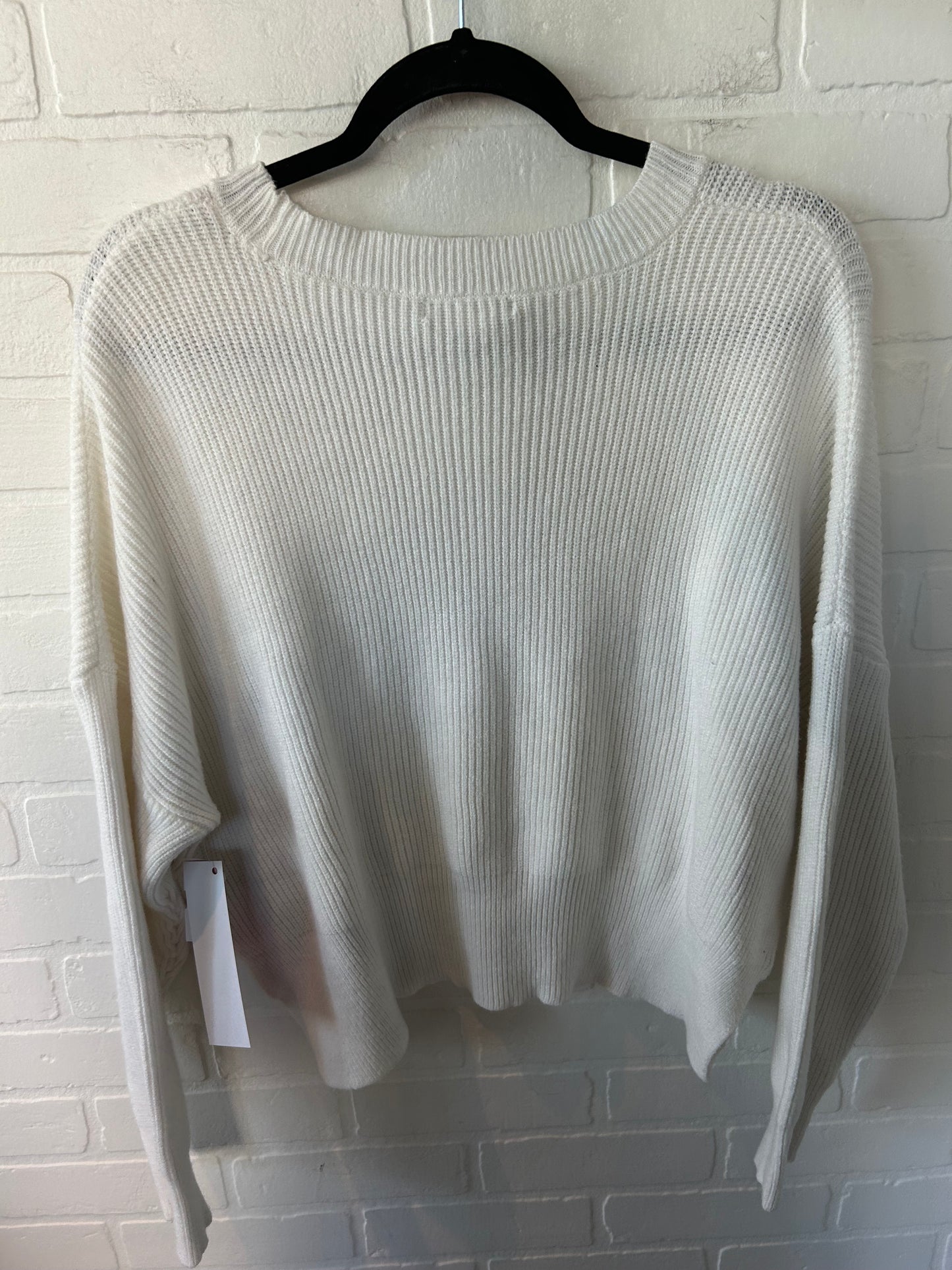 Sweater By Clothes Mentor In White, Size: L