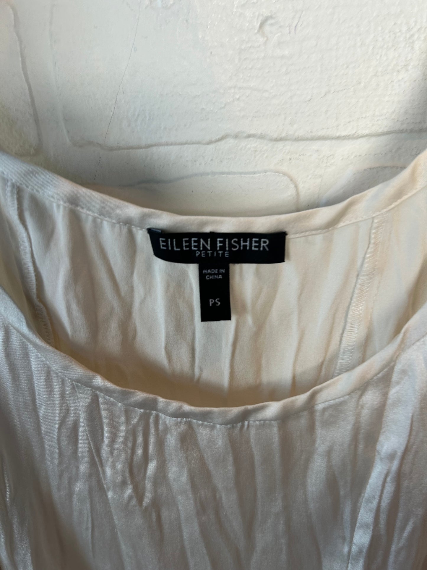 Top Sleeveless By Eileen Fisher In Ivory, Size: S