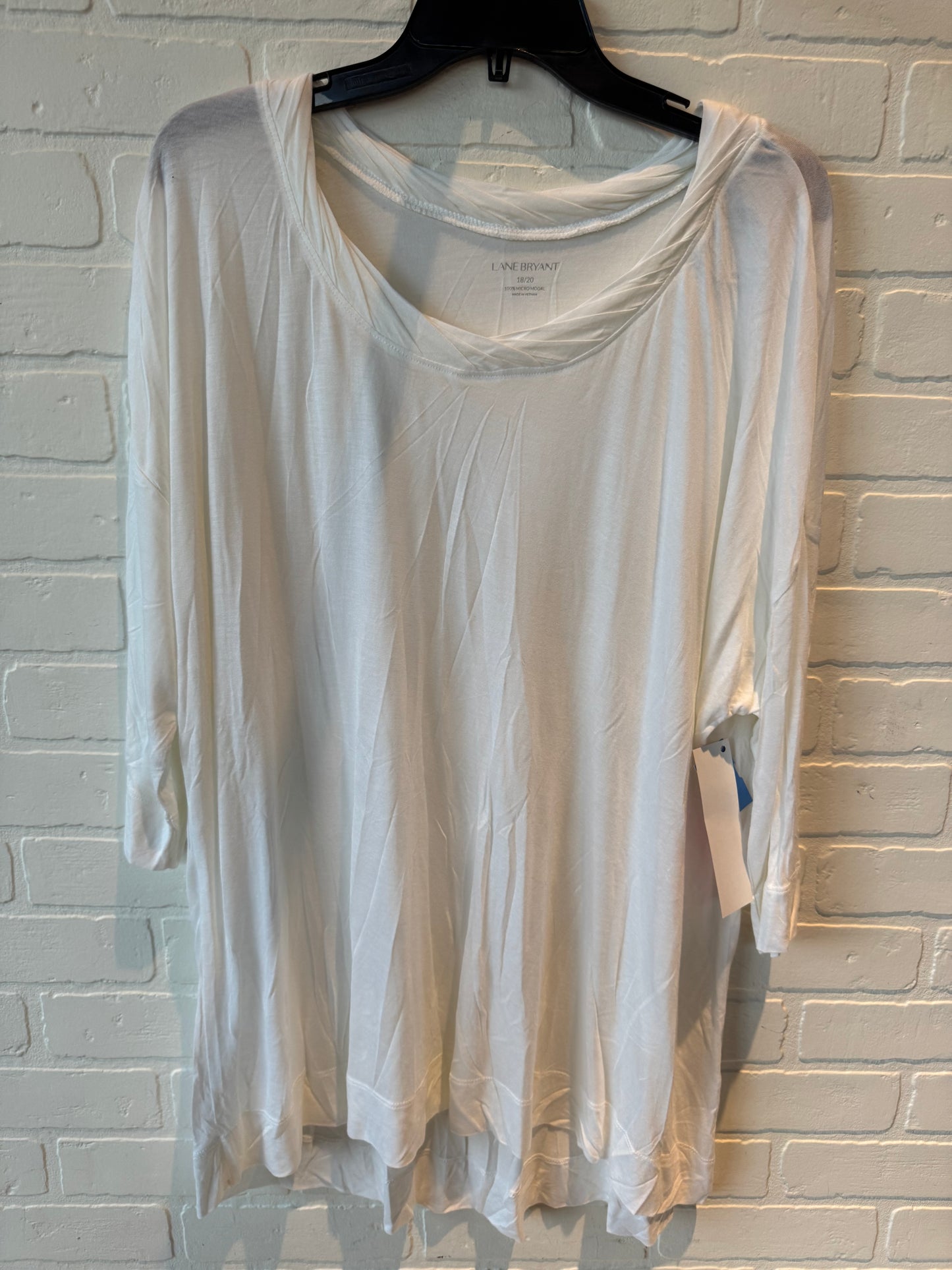 Top Long Sleeve By Lane Bryant In Cream, Size: 1x