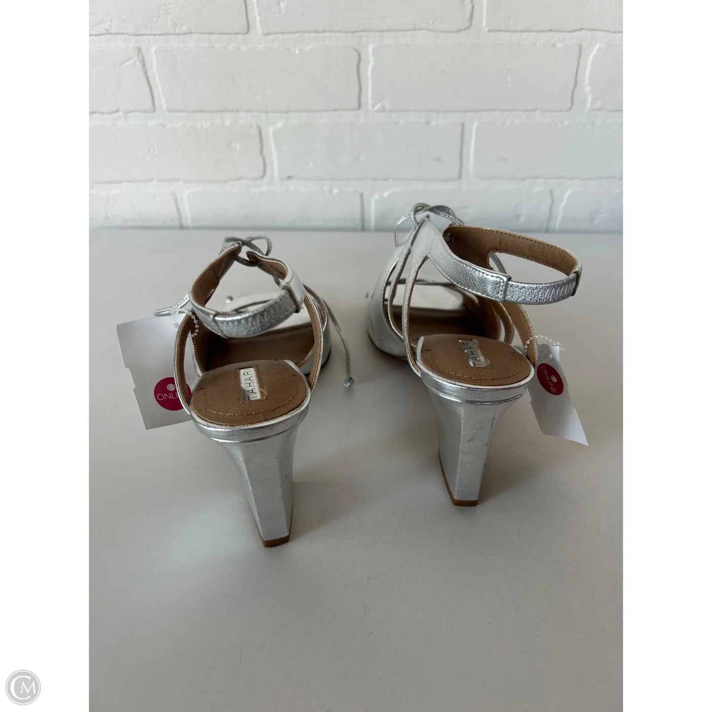 Shoes Heels Block By Tahari By Arthur Levine In Silver, Size: 9