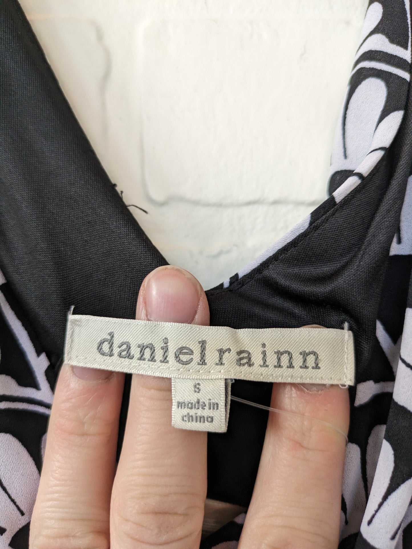 Dress Casual Short By Daniel Rainn  Size: S