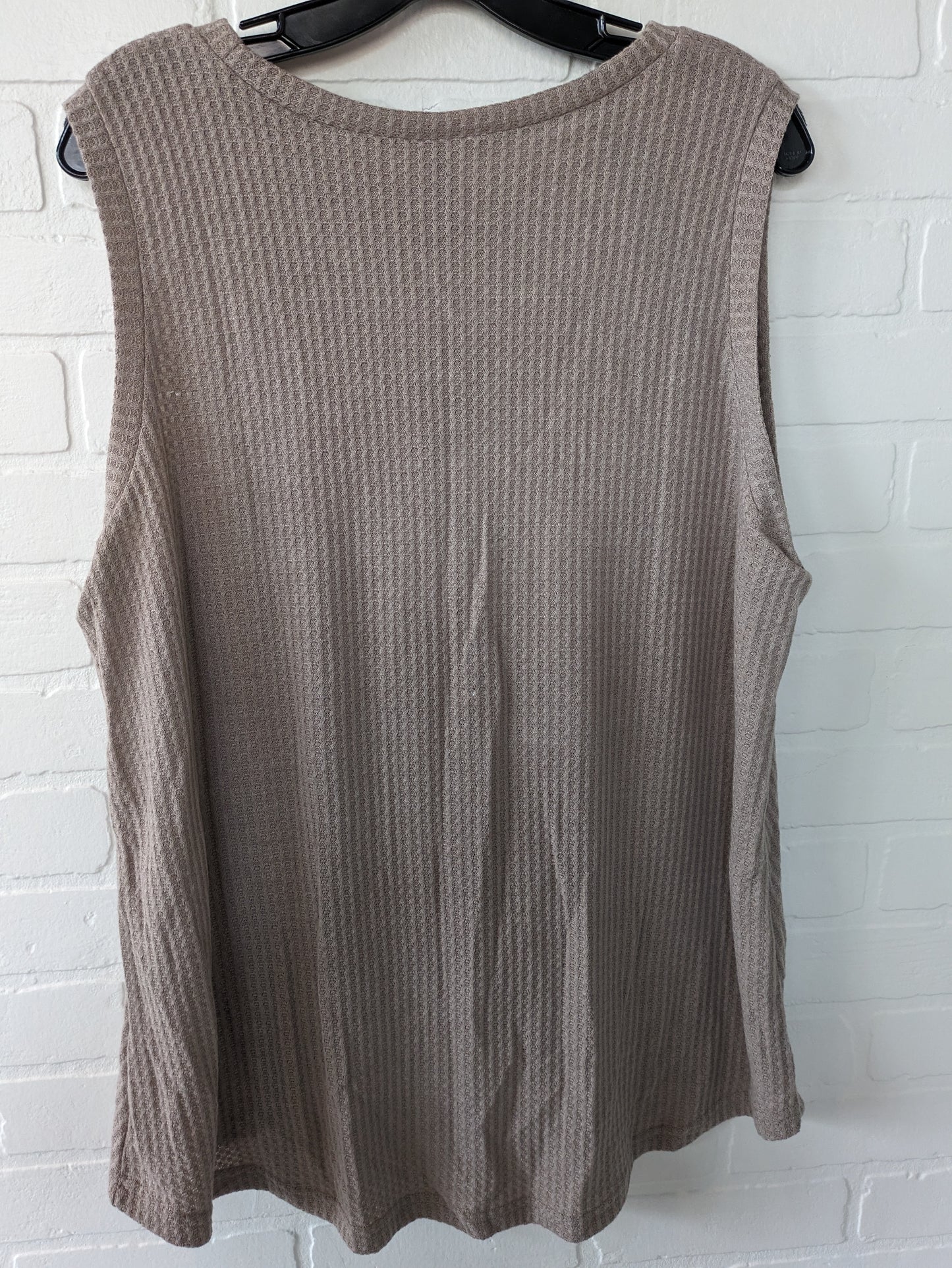 Top Sleeveless Basic By Clothes Mentor  Size: 2x