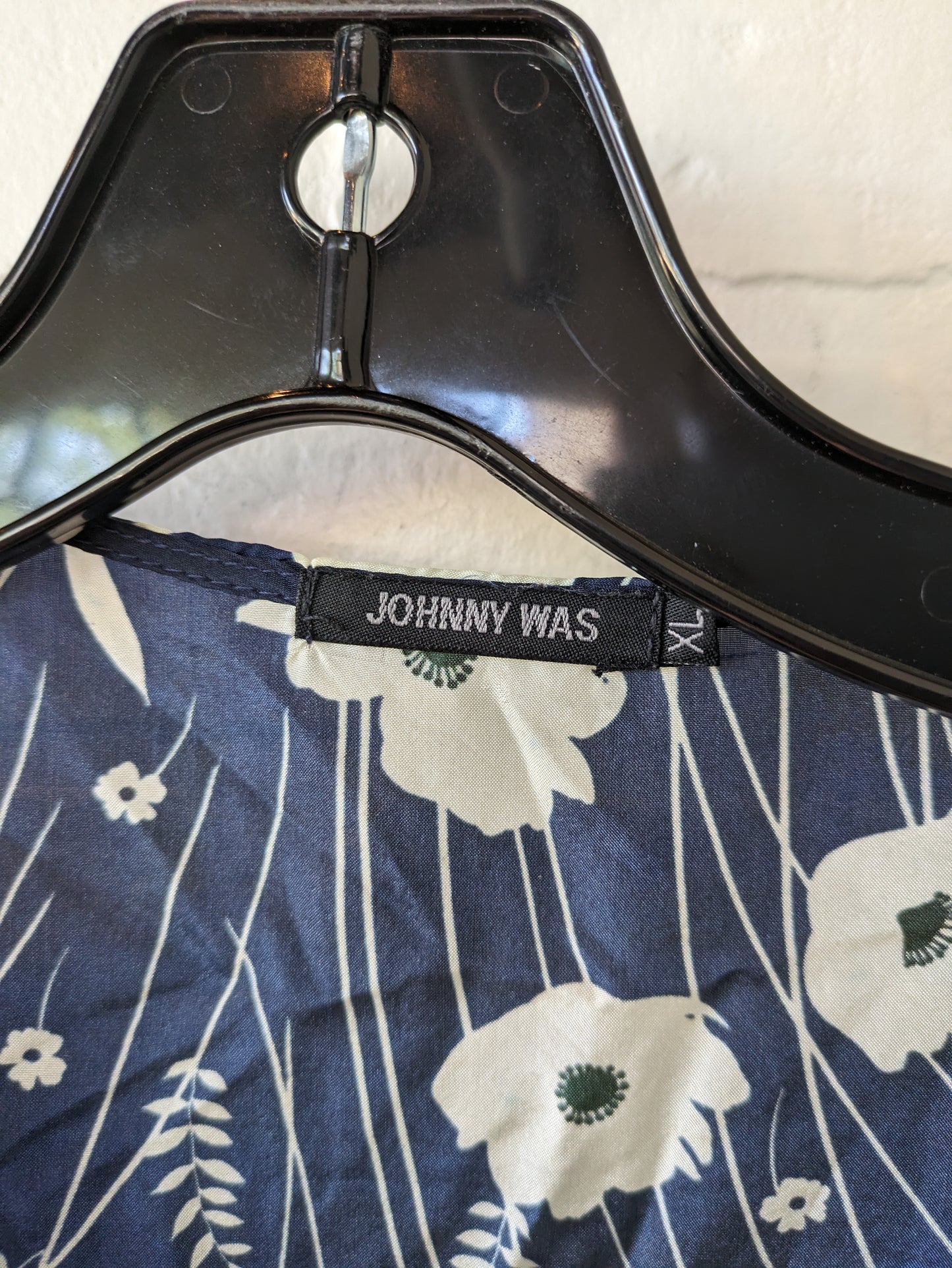 Top Long Sleeve Designer By Johnny Was  Size: Xl