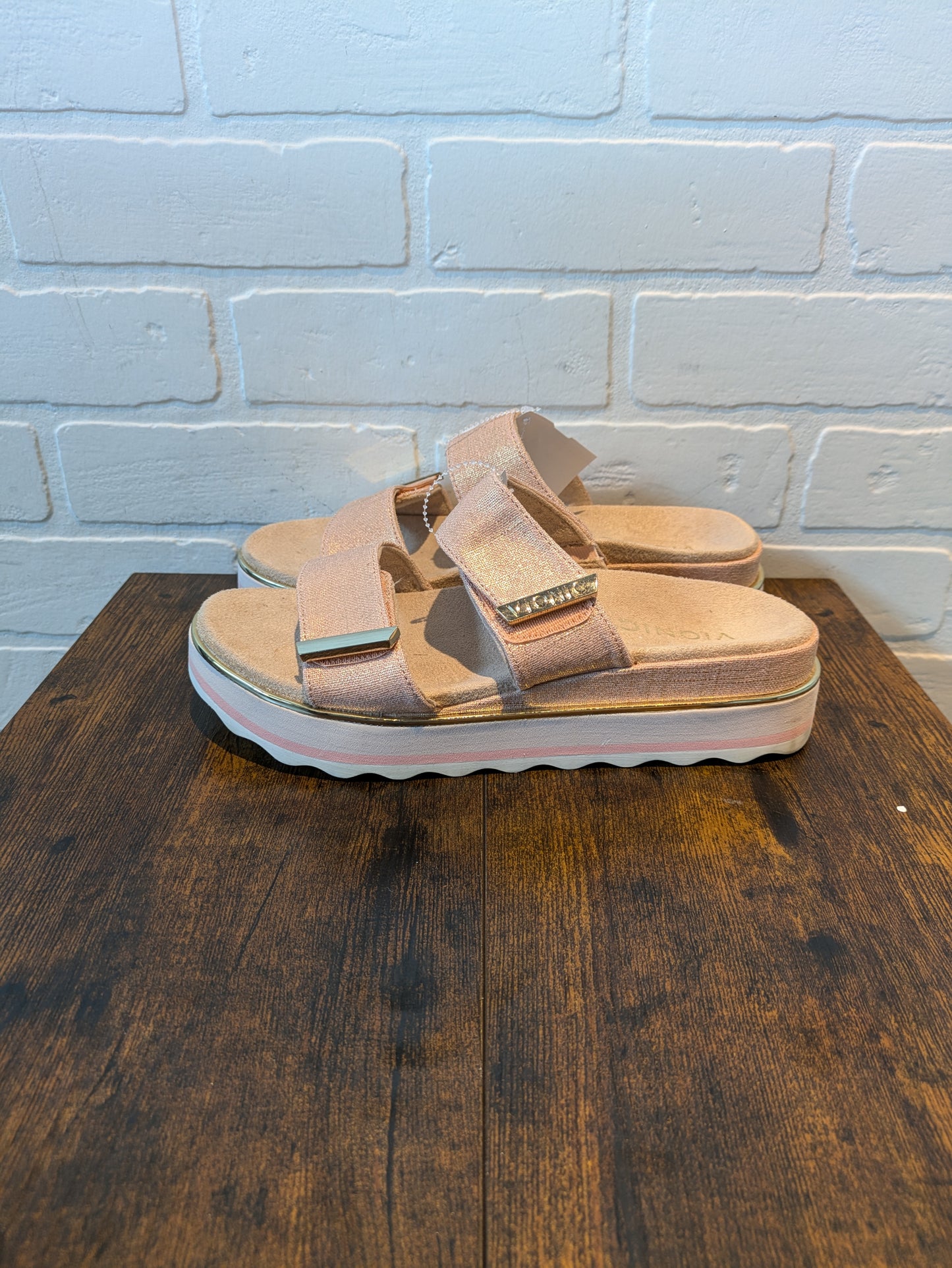 Peach Sandals Heels Platform Vionic, Size 7.5