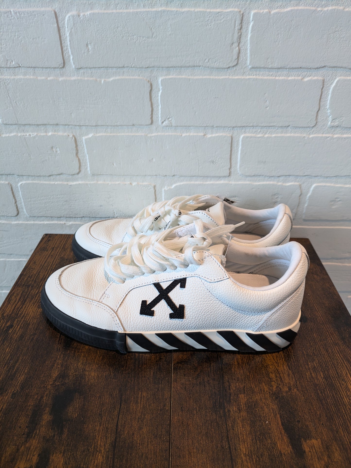 White Shoes Luxury Designer Off-white, Size 11