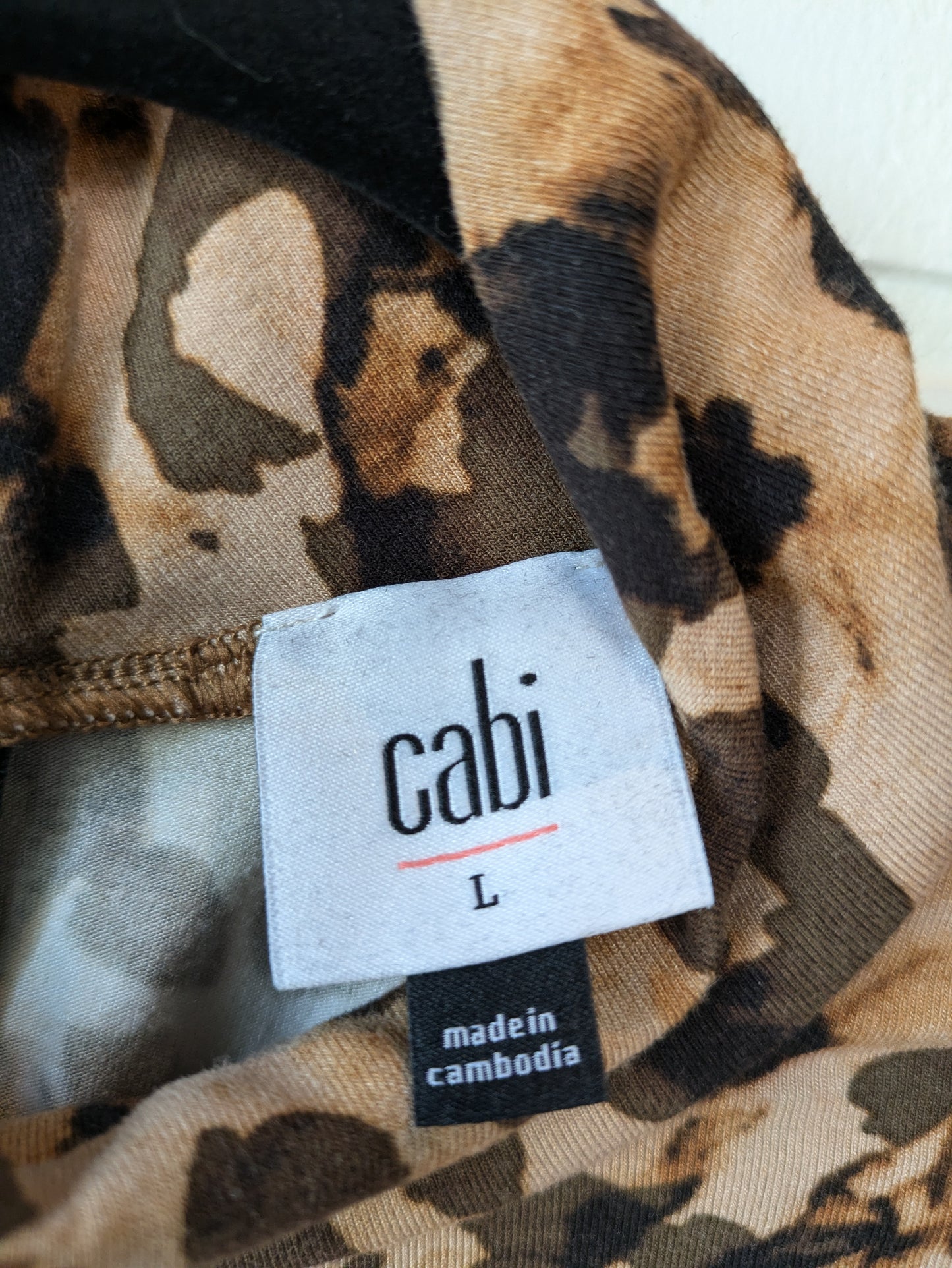 Top Long Sleeve By Cabi In Black & Tan, Size: L