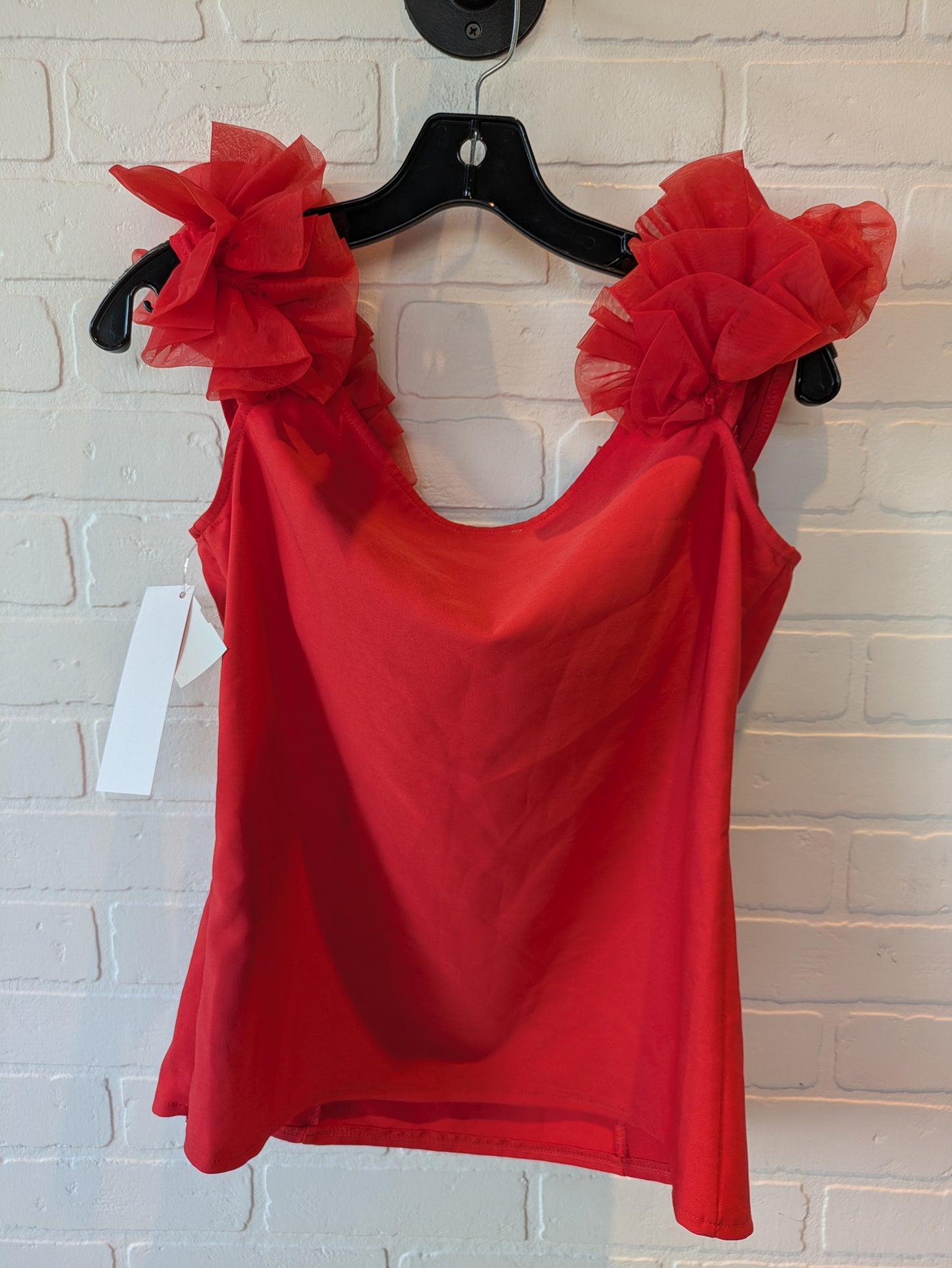 Top Sleeveless By Lulumari In Red, Size: L