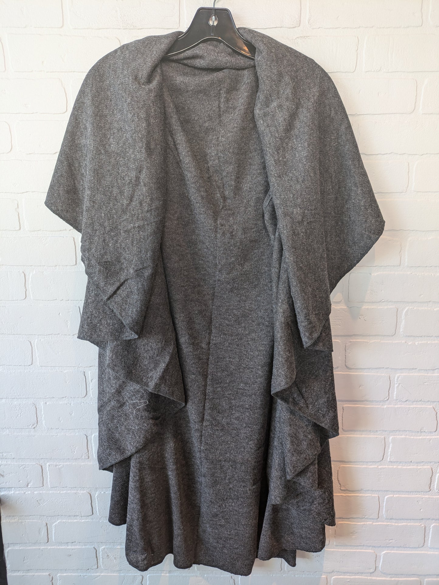 Shawl By Clothes Mentor In Grey, Size: Onesize