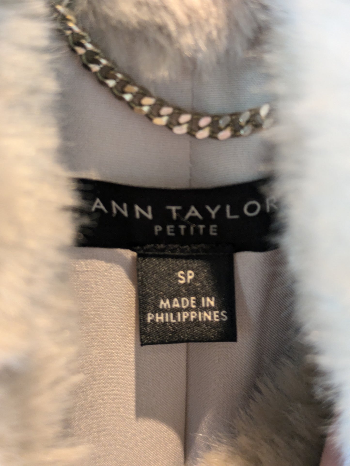 Vest Faux Fur & Sherpa By Ann Taylor In Tan, Size: S