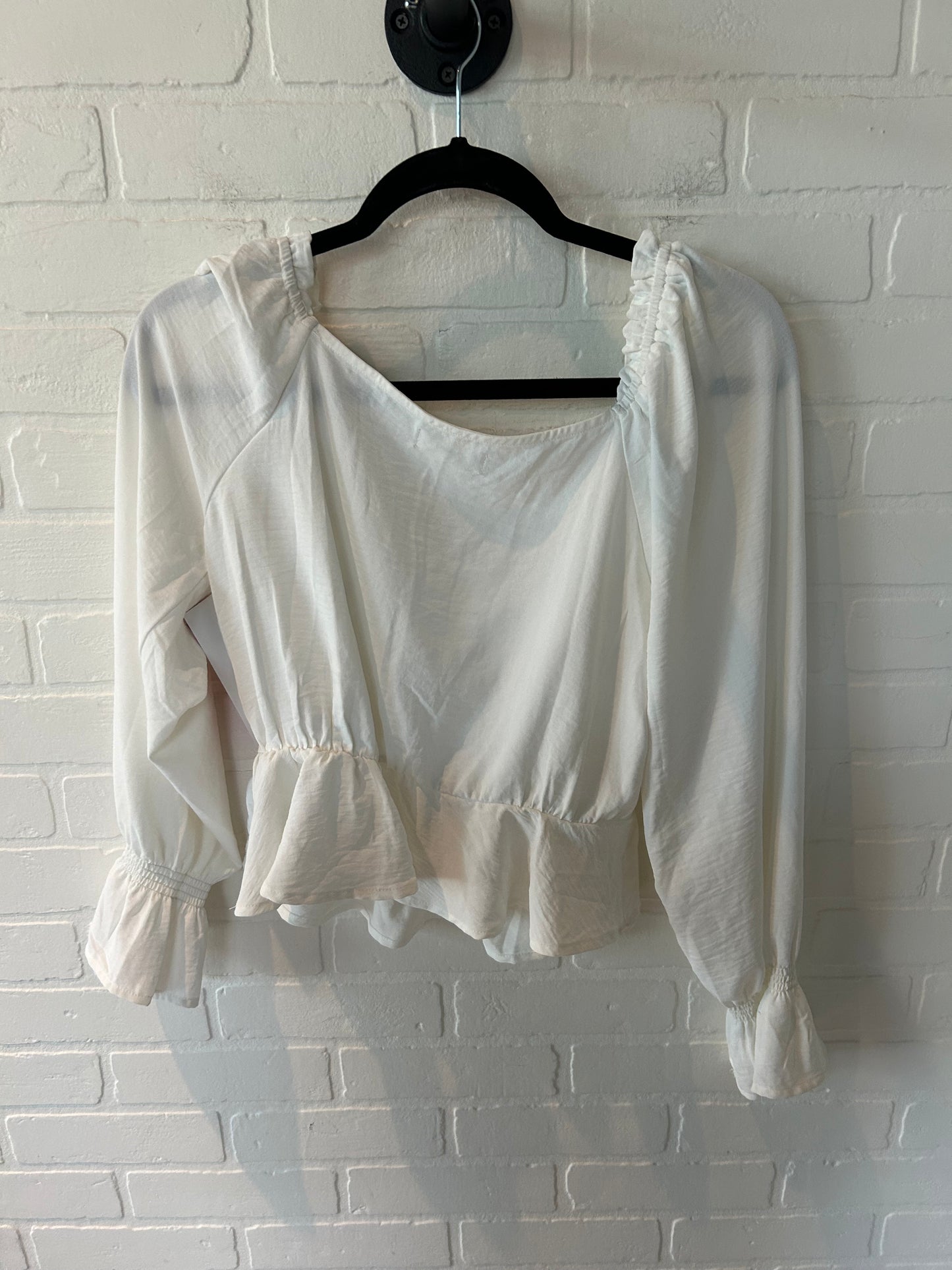 Top Long Sleeve By Altard State In White, Size: M