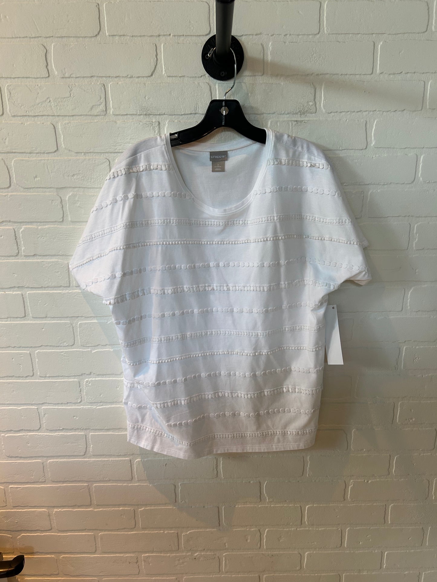 Top Short Sleeve By Chicos In White, Size: Xl