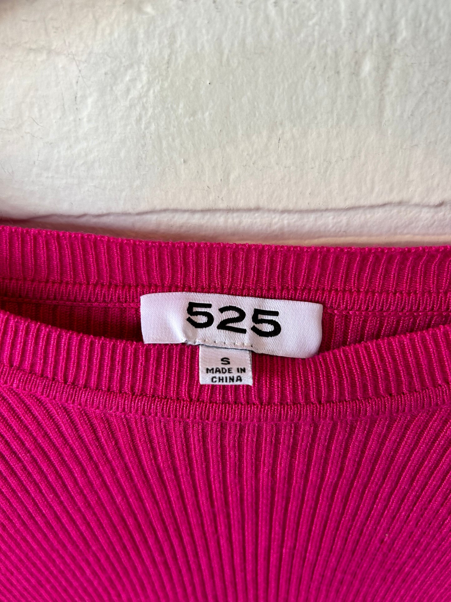 Sweater By 525 In Pink, Size: S