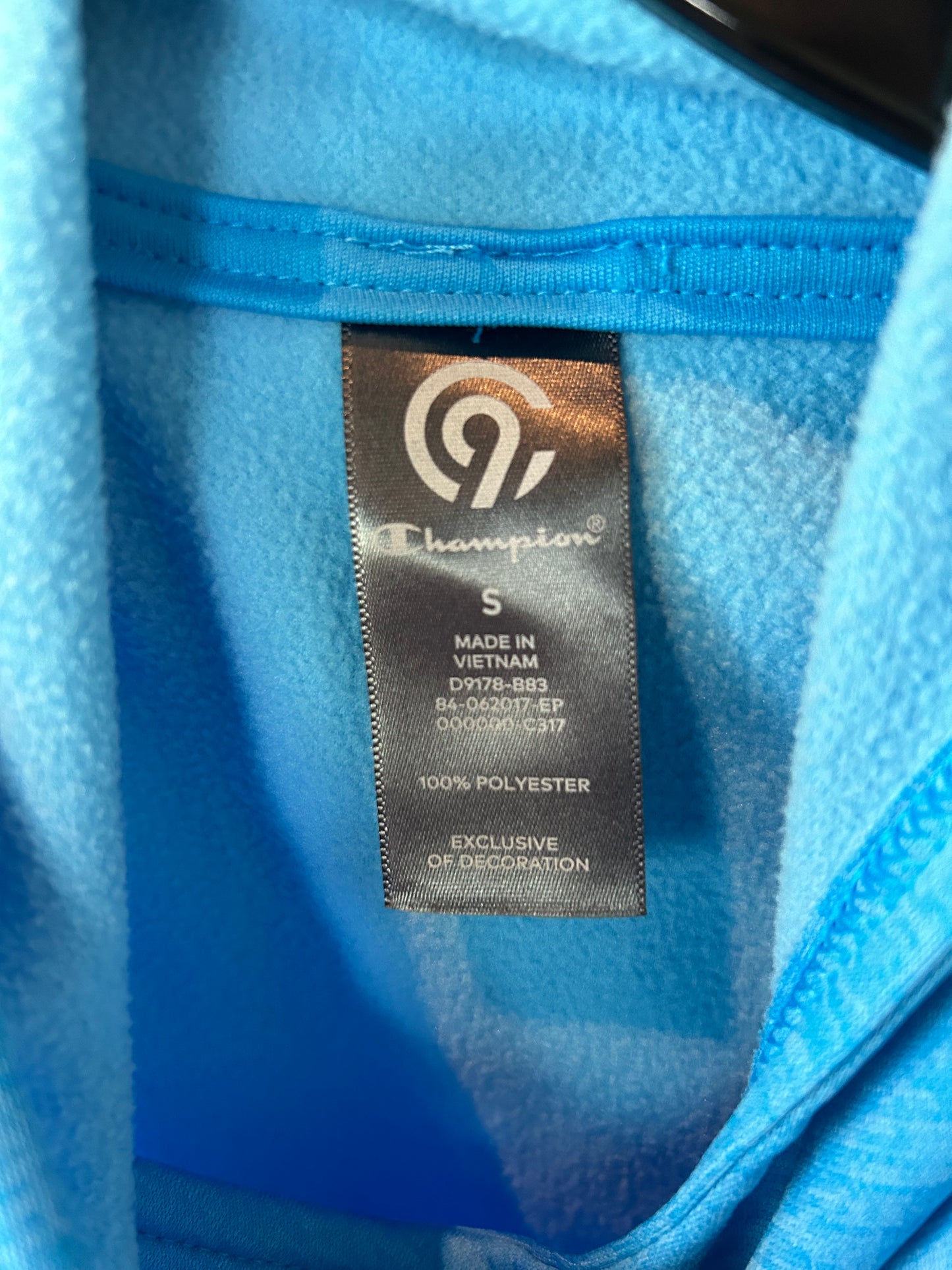 Athletic Sweatshirt Hoodie By Champion In Blue, Size: S