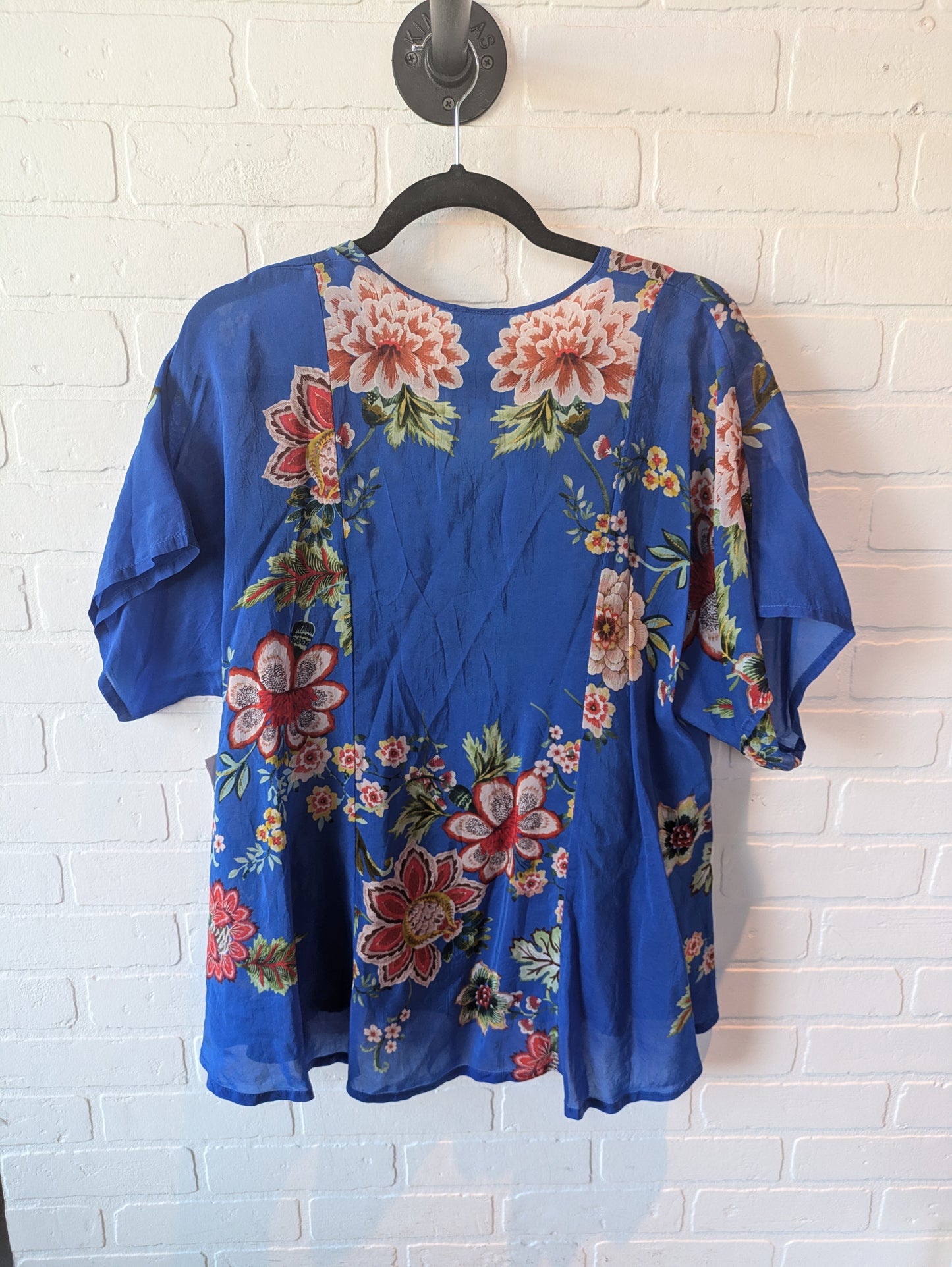 Top Short Sleeve By Johnny Was In Blue, Size: S