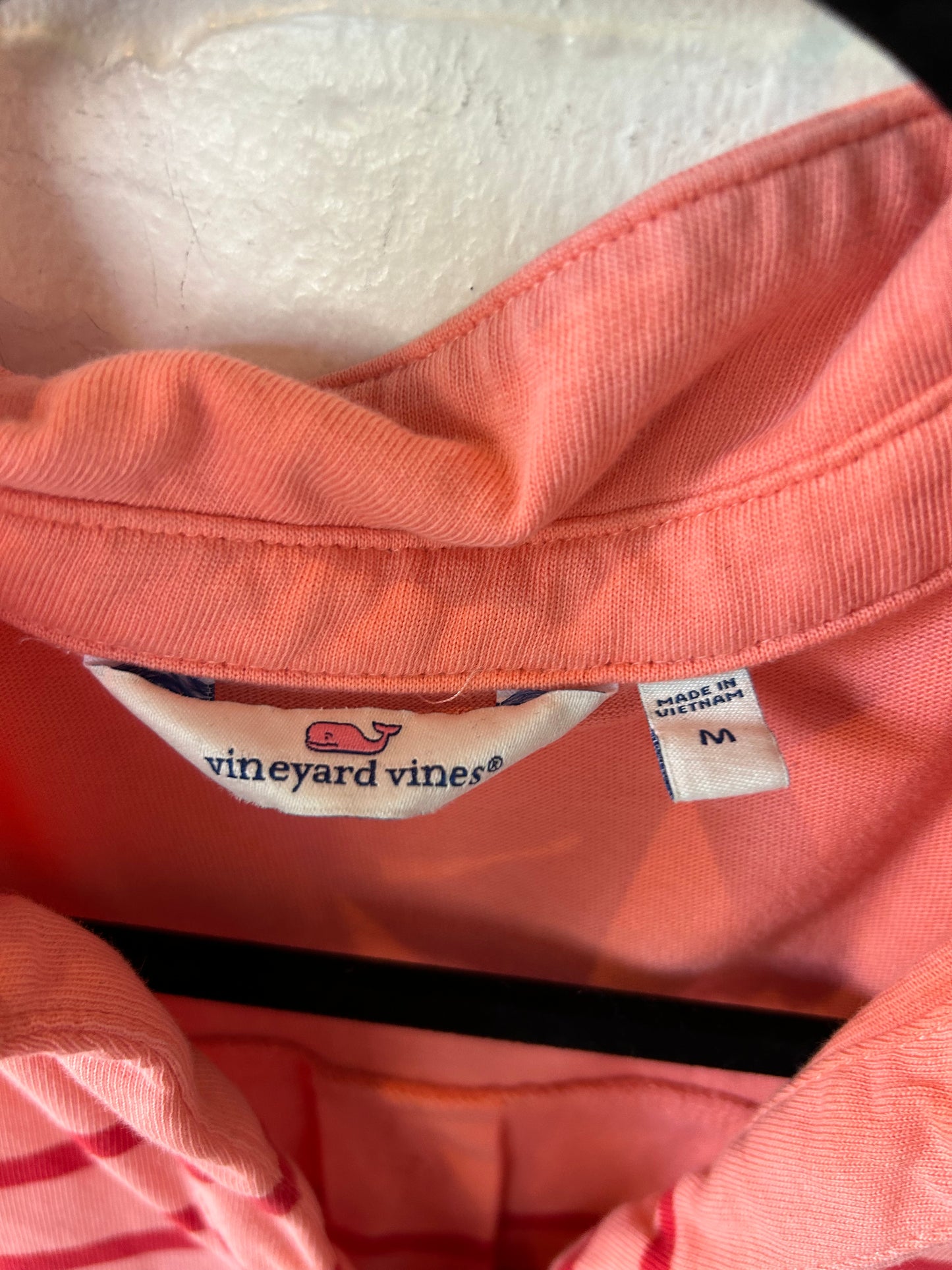 Top Long Sleeve By Vineyard Vines In Orange & Red, Size: M