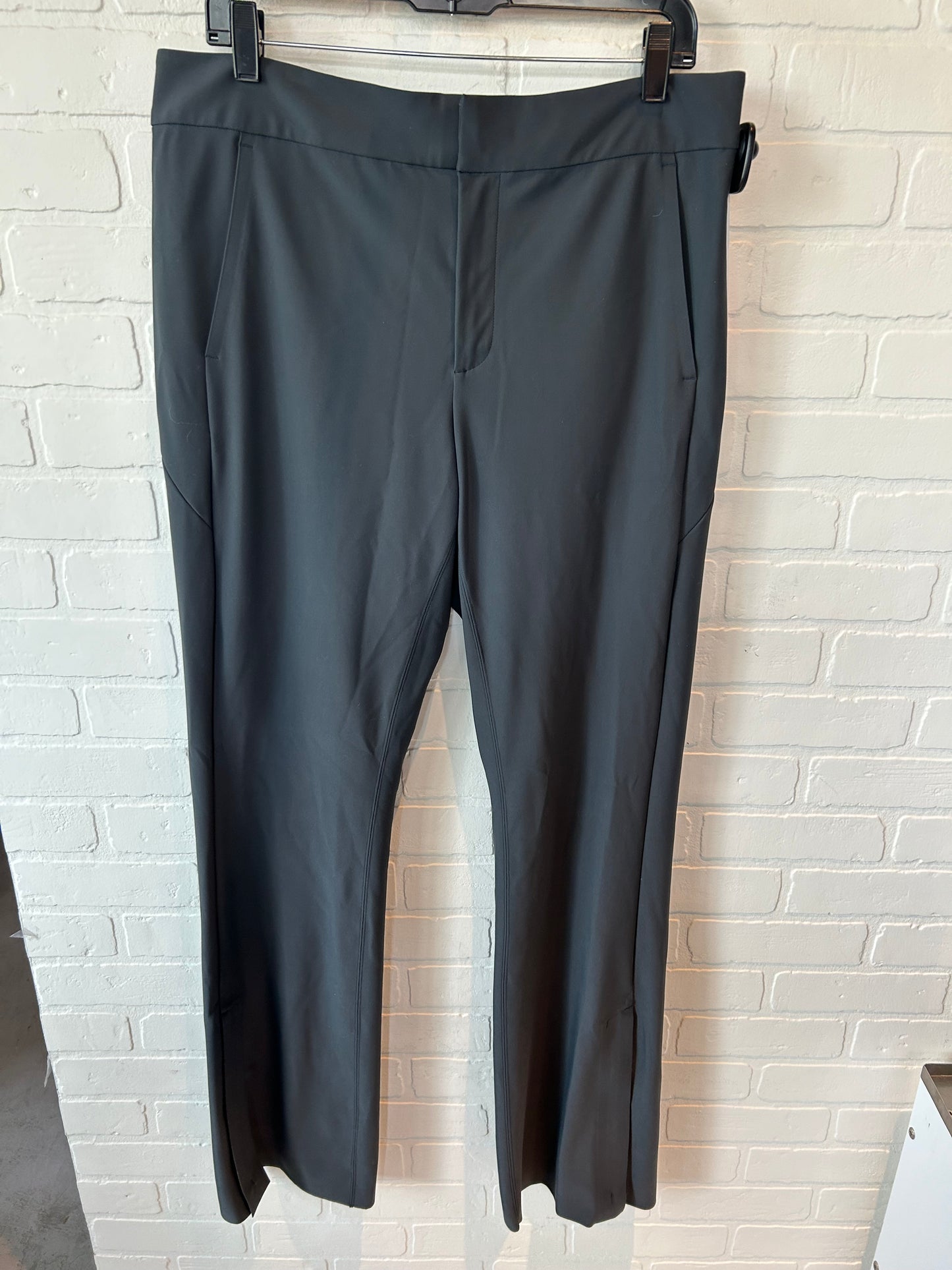 Athletic Pants By Athleta In Grey, Size: 16