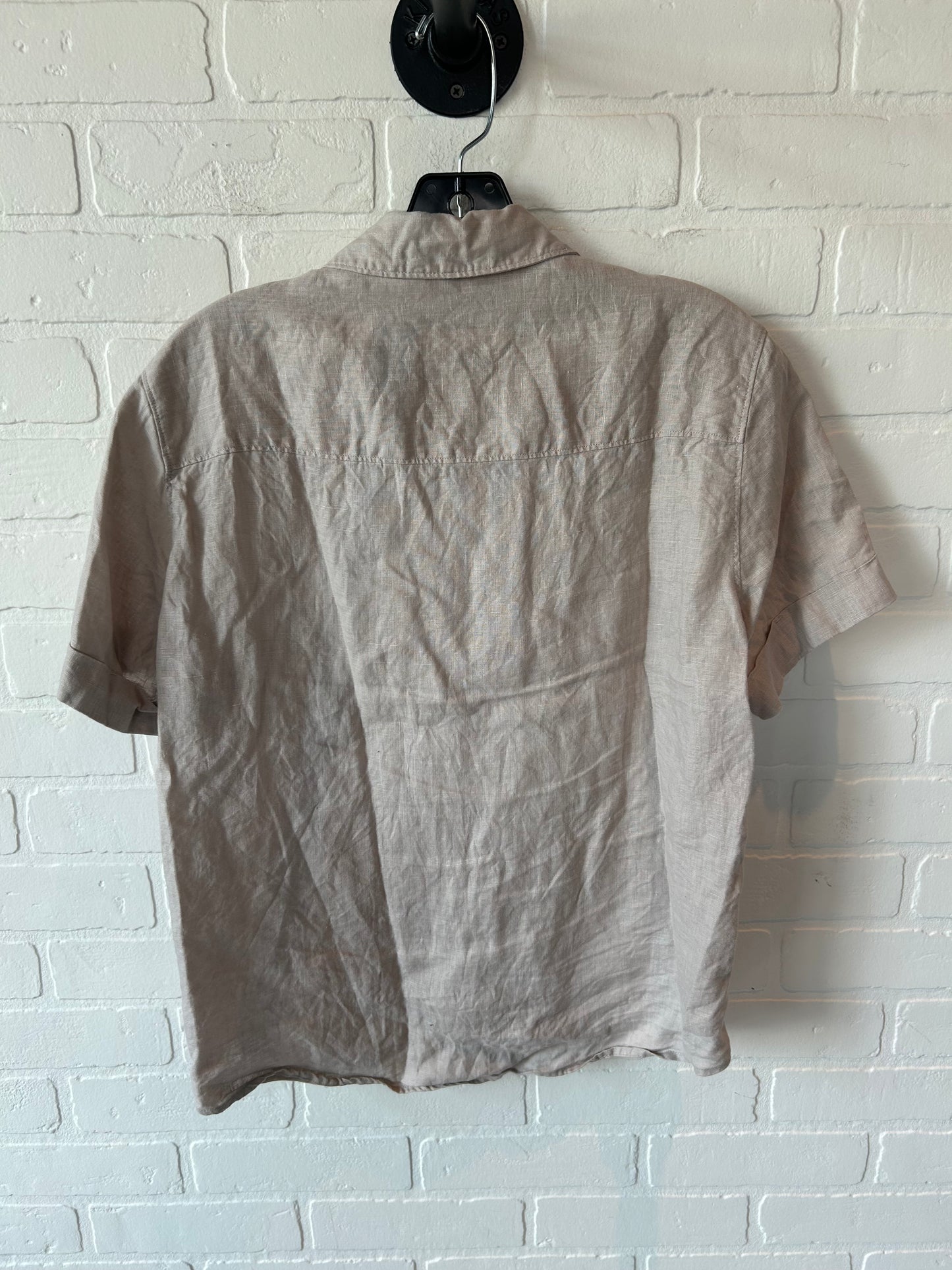 Top Short Sleeve By Cmc In Tan, Size: Xs