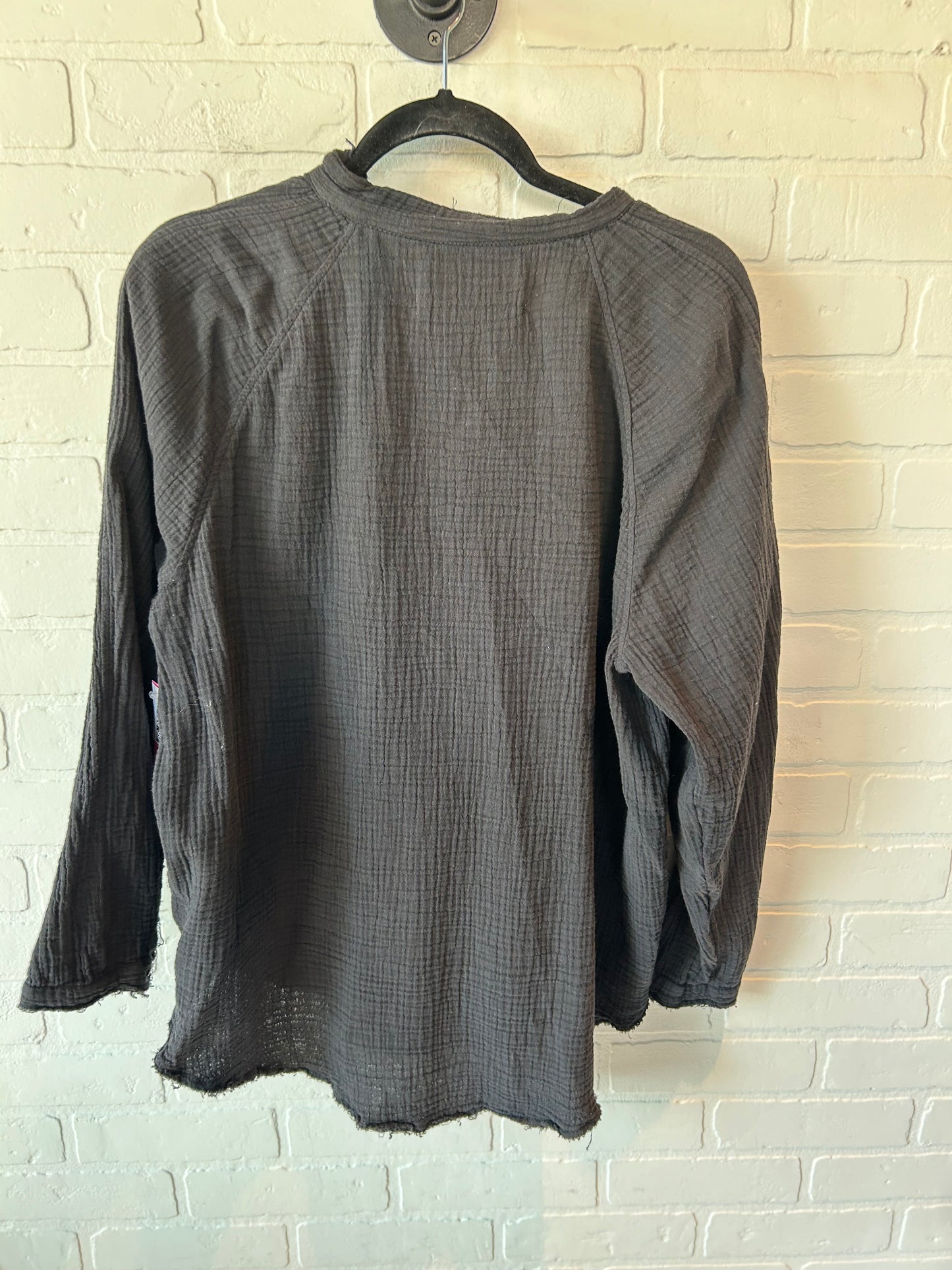 Top Long Sleeve By We The Free In Black, Size: Xs