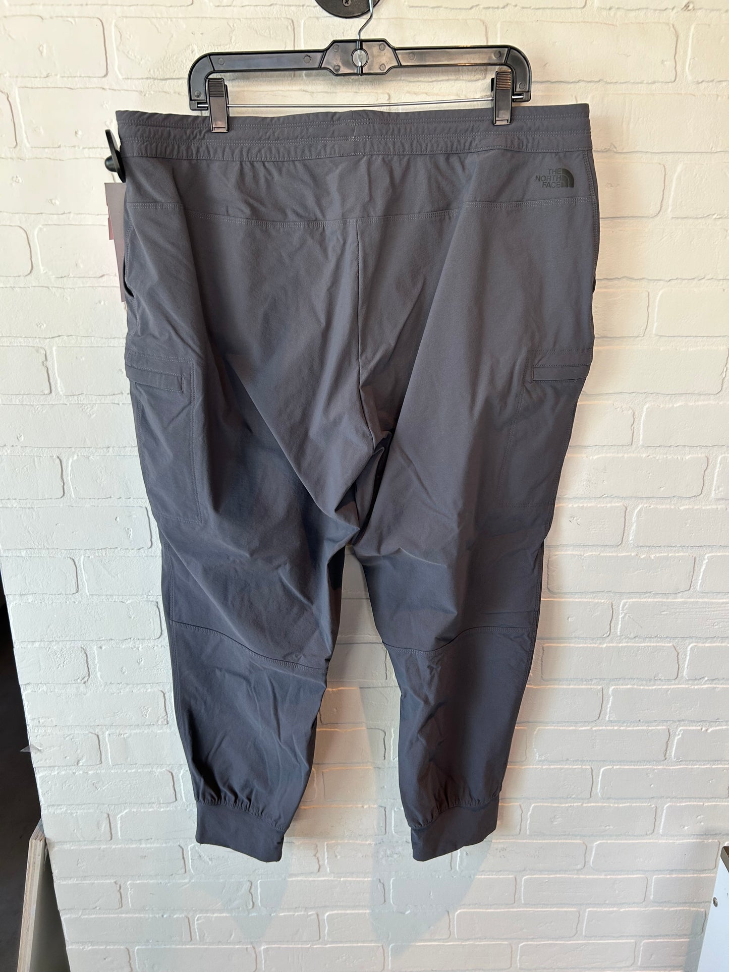 Athletic Pants By The North Face In Grey, Size: 18