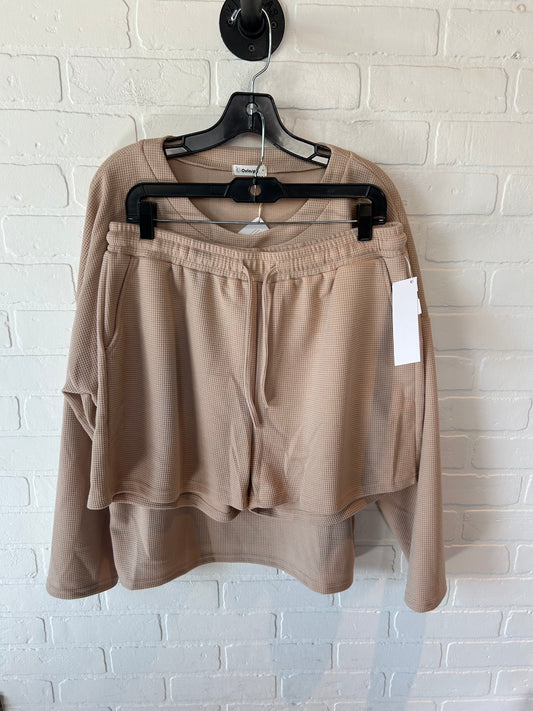 Shorts Set By Clothes Mentor In Tan, Size: Xl