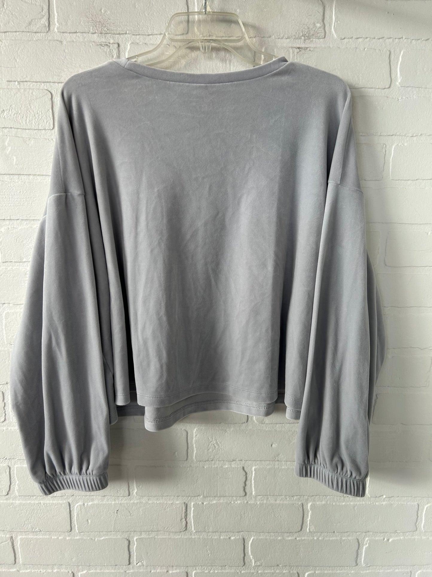 Top Long Sleeve By Old Navy In Grey, Size: Xl