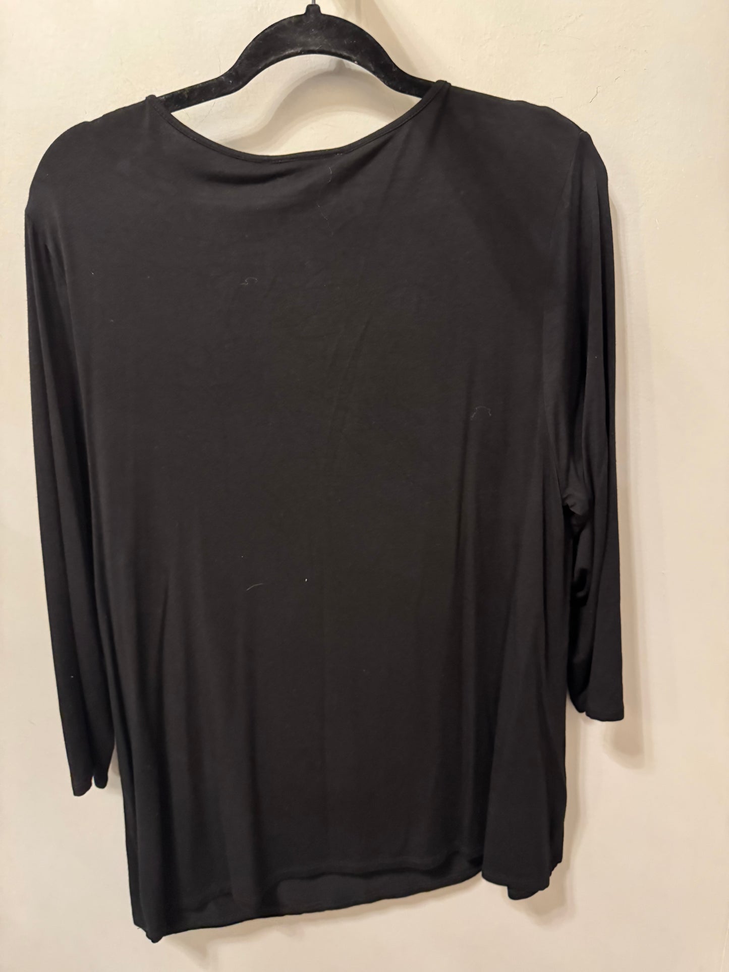 Top 3/4 Sleeve By Daniel Rainn In Black, Size: 1x