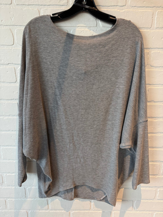 Top Long Sleeve By Jolie In Grey, Size: L