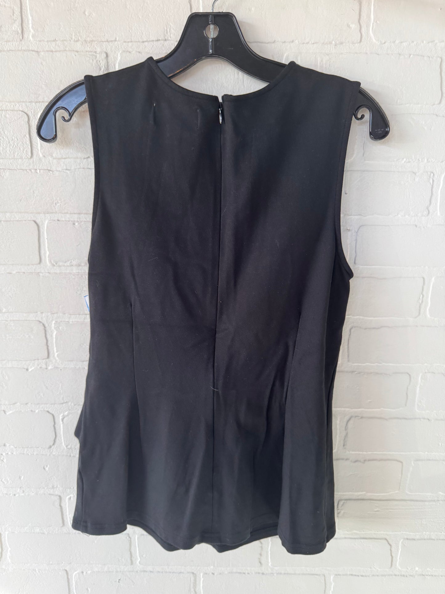 Top Sleeveless By Cmc In Black, Size: M