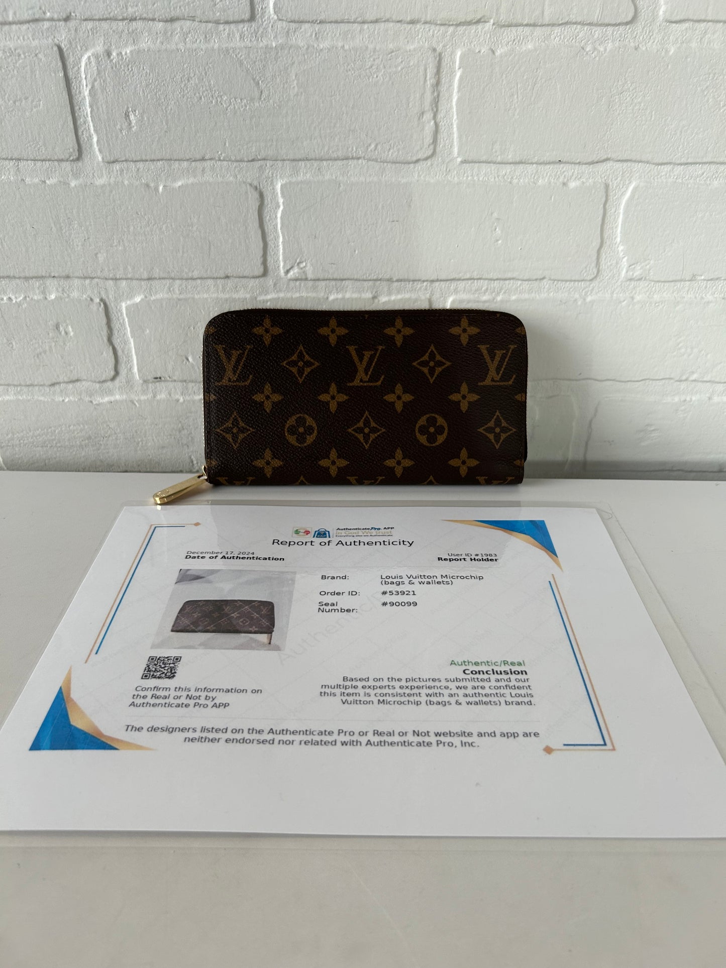 Wallet Luxury Designer By Louis Vuitton, Size: Large