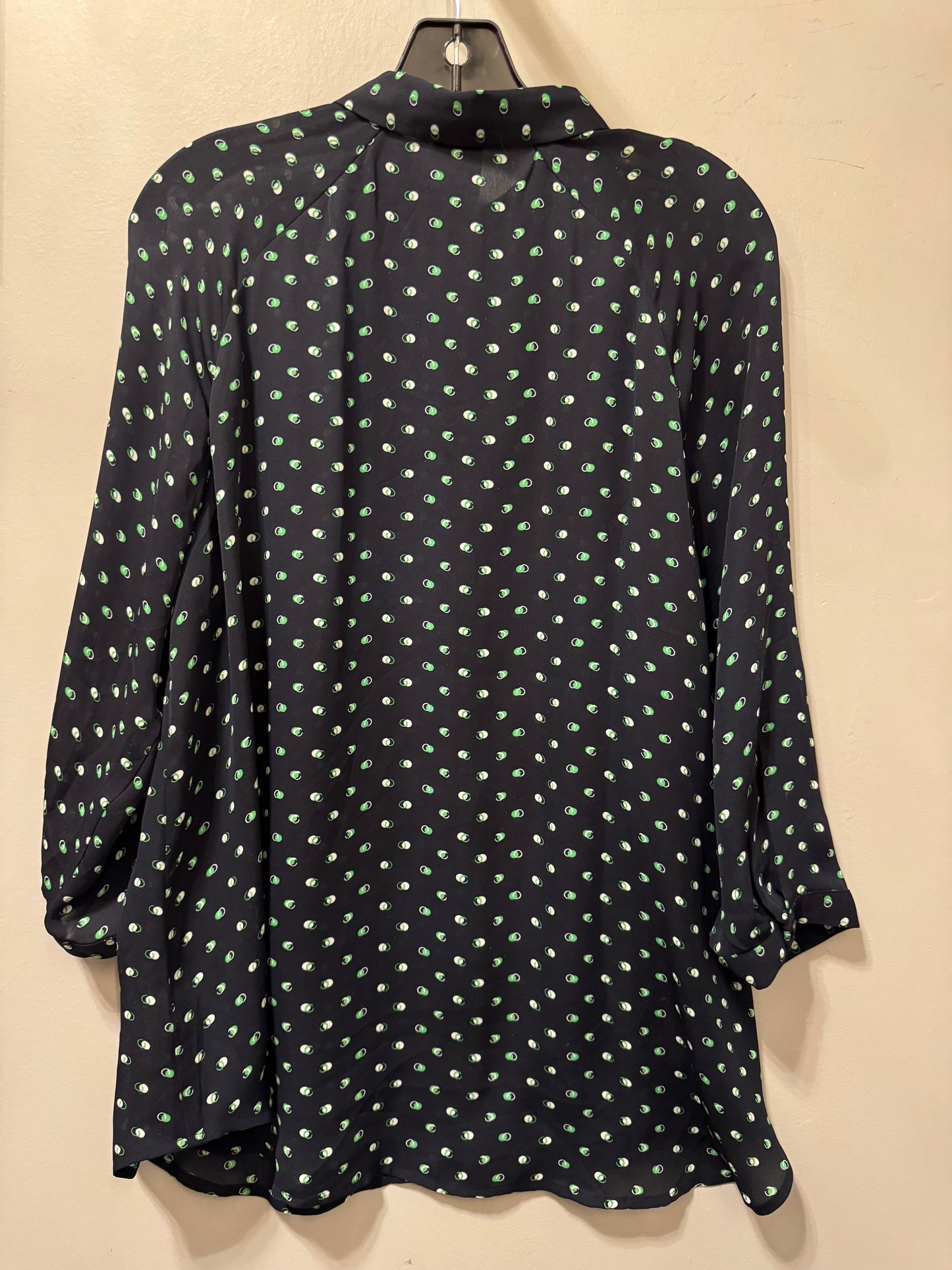 Top Long Sleeve By Cabi In Navy, Size: M