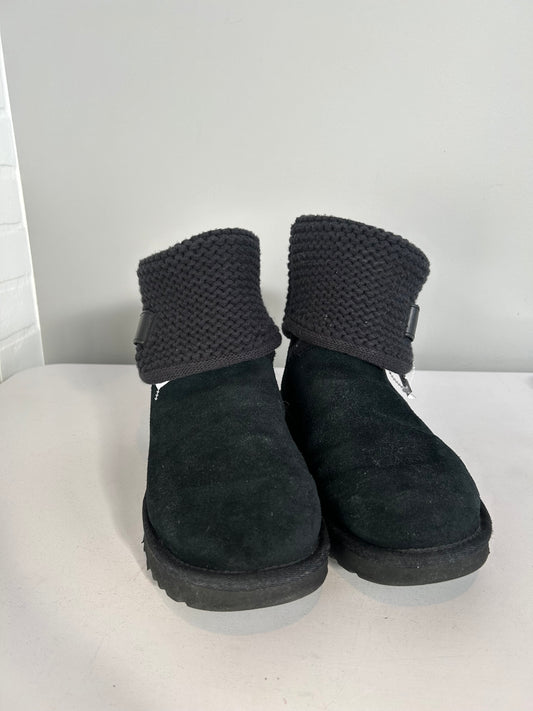 Boots Designer By Ugg In Black, Size: 7