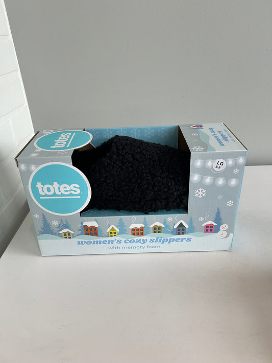 Slippers By Totes In Black