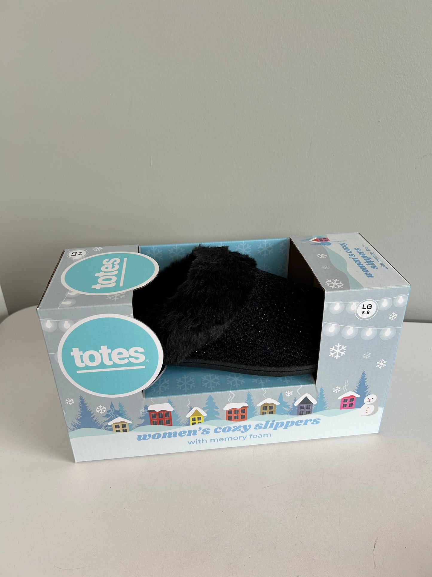 Slippers By Totes In Black