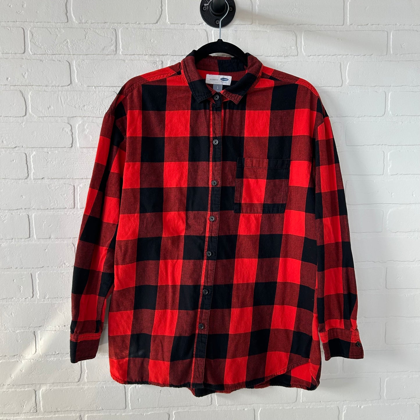 Top Long Sleeve By Old Navy In Black & Red, Size: L