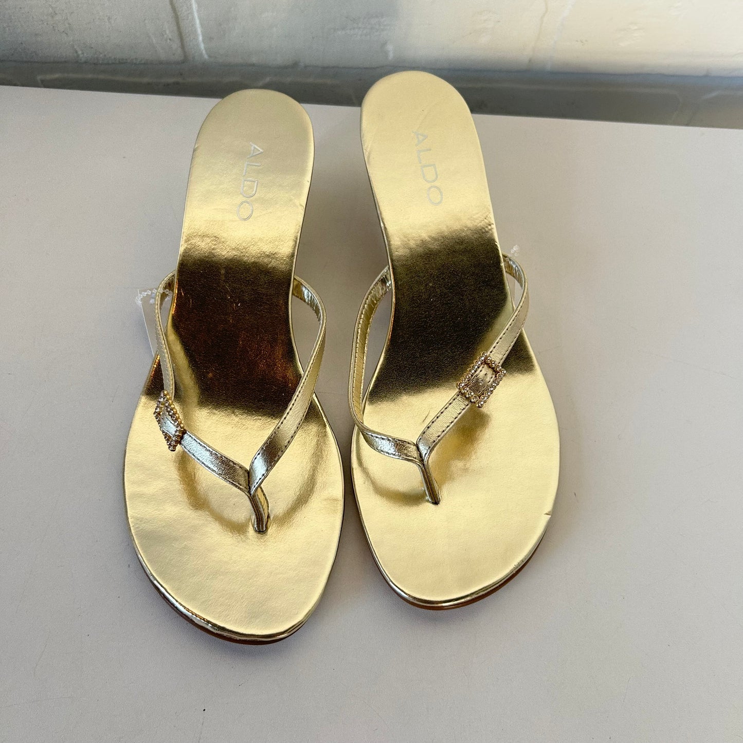 Sandals Heels Wedge By Aldo In Gold, Size: 7.5