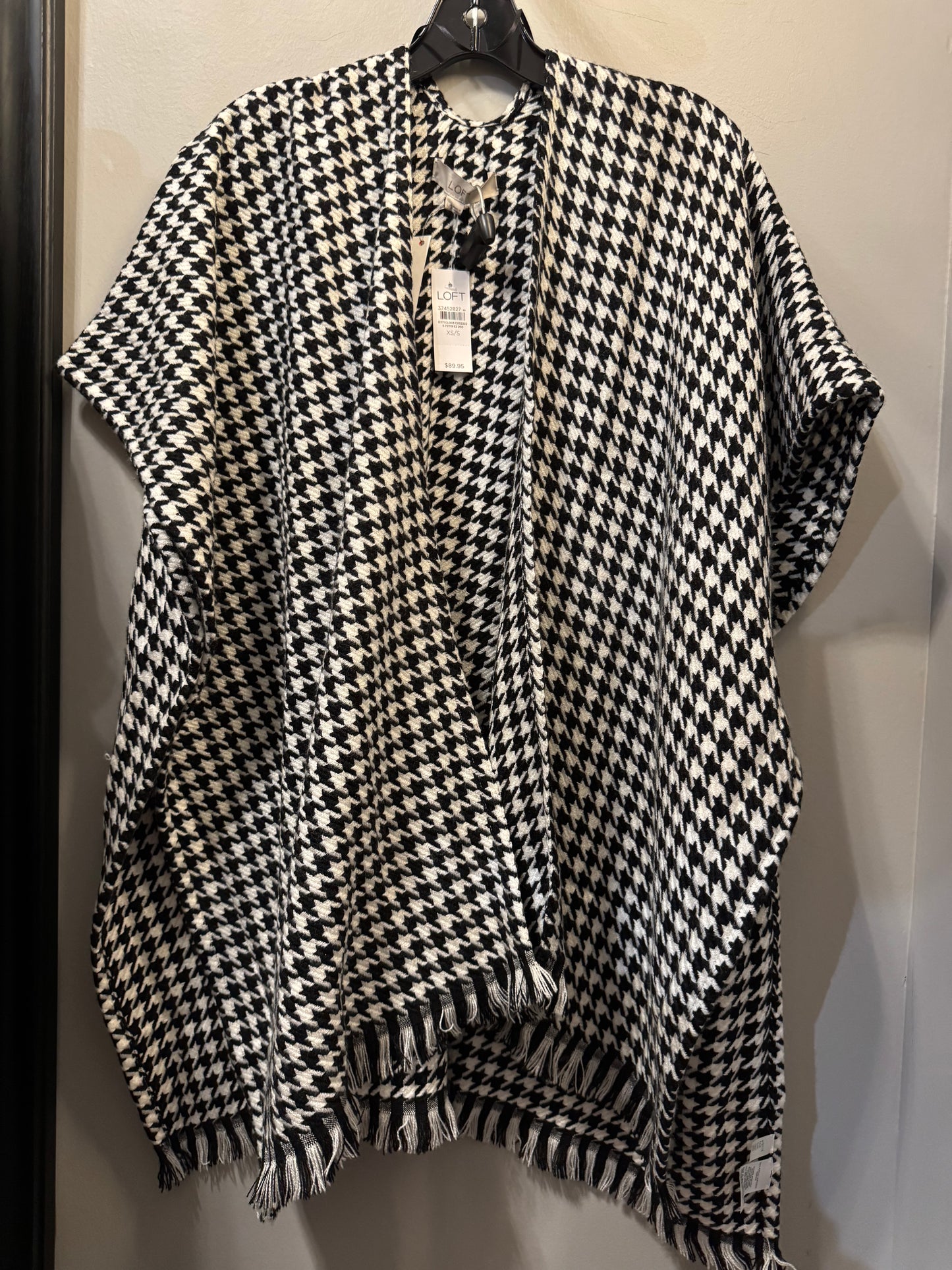 Poncho By Loft In Black & White, Size: Xs