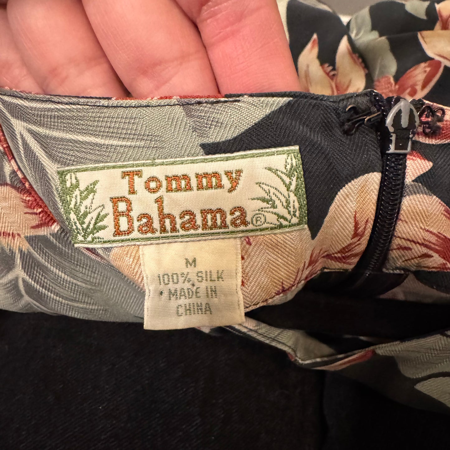 Top Sleeveless By Tommy Bahama In Green, Size: M